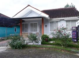 Diyar Villas Puncak F4/8, hotel di Puncak