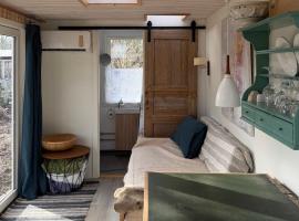 Tiny house close to Copenhagen, Hotel in Nybølle