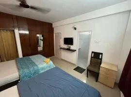 Waves Service Apartment