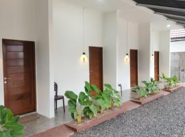 REGAE Guesthouse, hotel di Tumbangrungan