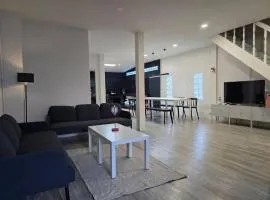 Charming 3-Bedroom House in Bueng Kum, Thailand