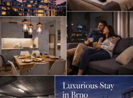 Haas Apartments Tower, 2 bedrooms, balcony and parking, hotel sa Brno