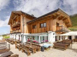 Zischgalm, Hotel in Obereggen