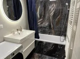 Arena Lake Apartment - VIVO & City w free parking