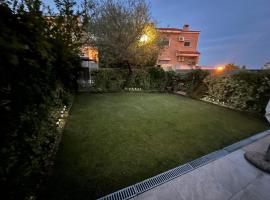Chalet adosado cercano a Puy Du Fou, hotel u gradu 'Argés'
