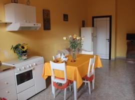 Trilocale Mary - Salento Reservation, hotell i Torre Suda