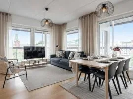 Spacious 2BR Apartment with Sauna in Historical Amuri Neighborhood