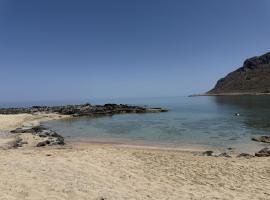 Blue Beach Villas Apartments, Hotel in Stavros