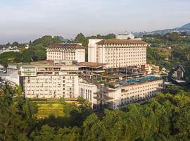 The Gaia Hotel Bandung, готель з басейнами у Бандунгу