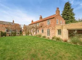 4 Bed in Naburn oc-t36014