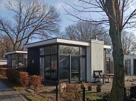 Exklusives Chalet am Veluwemeer im Europacs Bad Hoophiuzen, хотел в Hulshorst