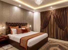 Hotel Loft Near IGI Airport New Delhi, hotel u gradu 'Champawat'
