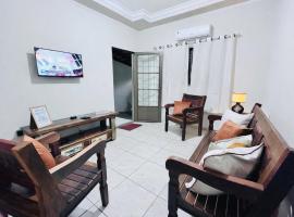 Casa luz e conforto Passos Capitólio, hotel sa Passos