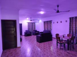 Reggies Residence and Apartments, hotel a Manhia