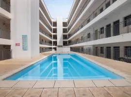 Ria Formosa Pool Haven