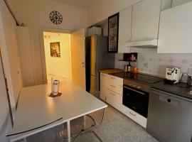 안코나에 위치한 호텔 VVR6 Rooms by Homes in Ancona