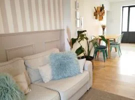 A l'Ombre de la Dame