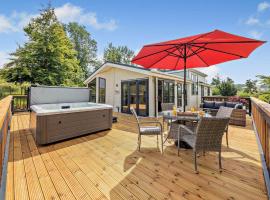 2 Bed in Cavers 96262, Hotel in Hawick