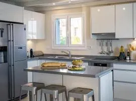 Irini's Bayside Loft