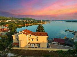 Apartments by the sea Kraj, Pasman - 3460, Hotel in Pašman