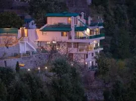 Lions Den Estate 7 BD Ramgarh serviced Villa BBQ