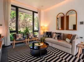 The Meredian Villa C by tisyastays, hotel di Nerul