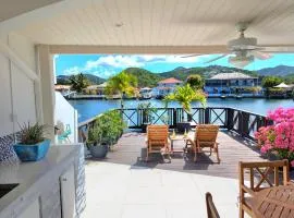 Beautifully renovated villa close to the beach