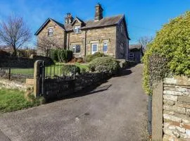 2 Lupton Hall Cottages