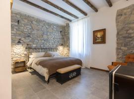 La Casa sul Ponte, готель у місті Travo
