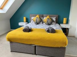 Spring House - Staycation - Perfect for Contractors & Families - 2 Parking Spaces、ダドリーのホテル