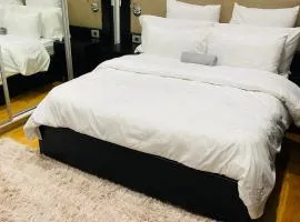 West Beach Queens and Kings Guest House