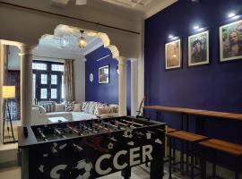 Bed N Banter - Lucknow, ξενοδοχείο σε Λάκναου