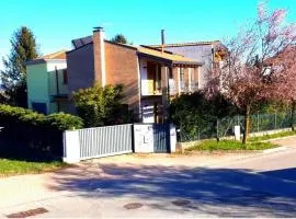 Domus Villa Viola in Albiolo vicino al lago di Como