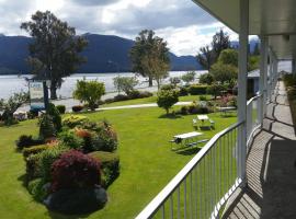 Lakeside Motel & Apartments: Te Anau şehrinde bir motel