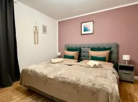 Spacious Residenz Platz 2 Apartment in the city centre