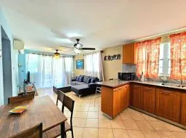 Beautiful, Beach Front, Centrally-located Condo