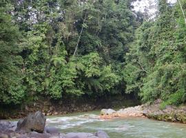 Nature retreat, Hotel in Río Cuarto