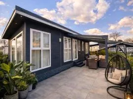 Luxus Chalet im schönen Recratiepark De Veerstal