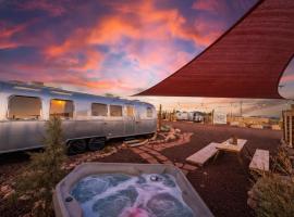 The Outpost Grand Canyon, hotel v destinaci Williams