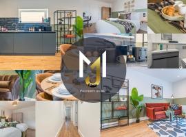 'Meridian Way' 2-Bed Premium Executive Apt F9, מלון ברידינג