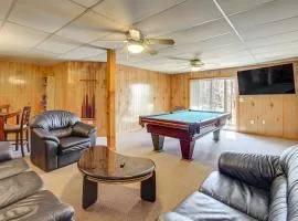 2 Mi to Dtwn Ellijay! Outdoorsy Escape with Hot Tub