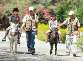 Pousada Fazenda Santa Fe, hotel i Bezerros