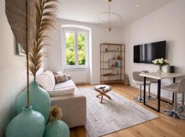 Boutique Apartment Trieste, hotel v Terstu