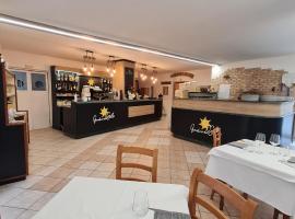 Hotel Giardino del Sole, hotel v destinácii Savona