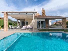 Villa Azahar - Mediterranean Retreat, Hotel in Benifayó