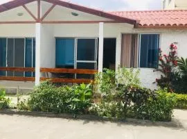 Alquiler De Casa Tonsupa, Atacames, Esmeraldas