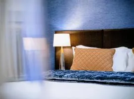 Gilmer Apartment Hotel