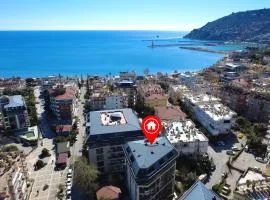 SA Apartments! Luxury 2BD Duplex 200m to the Beach