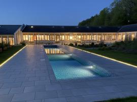 Domaine LAPEDAGNE: Arette şehrinde bir otel