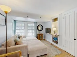The Hilltop - West Wing